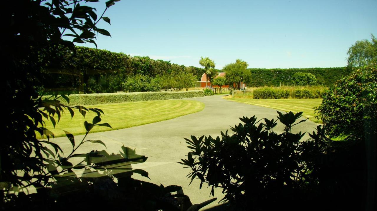 Tuscany Downs Estate Darfield Exterior photo